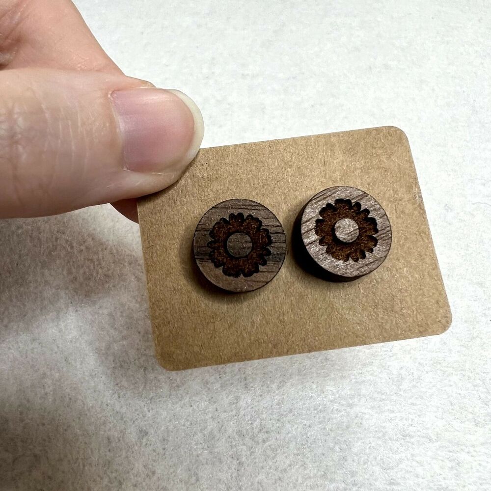 3 Pack Wooden Engraved Stud Earrings - Picture 4 of 4